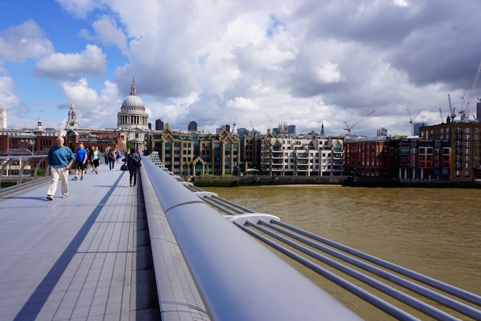 London: The Millennium Bridge suspension bridge
