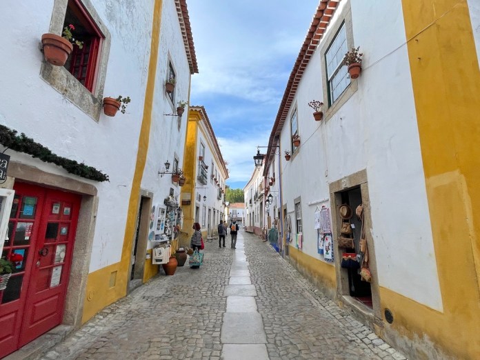 Portugal: What to do in Óbidos - 1 day itinerary