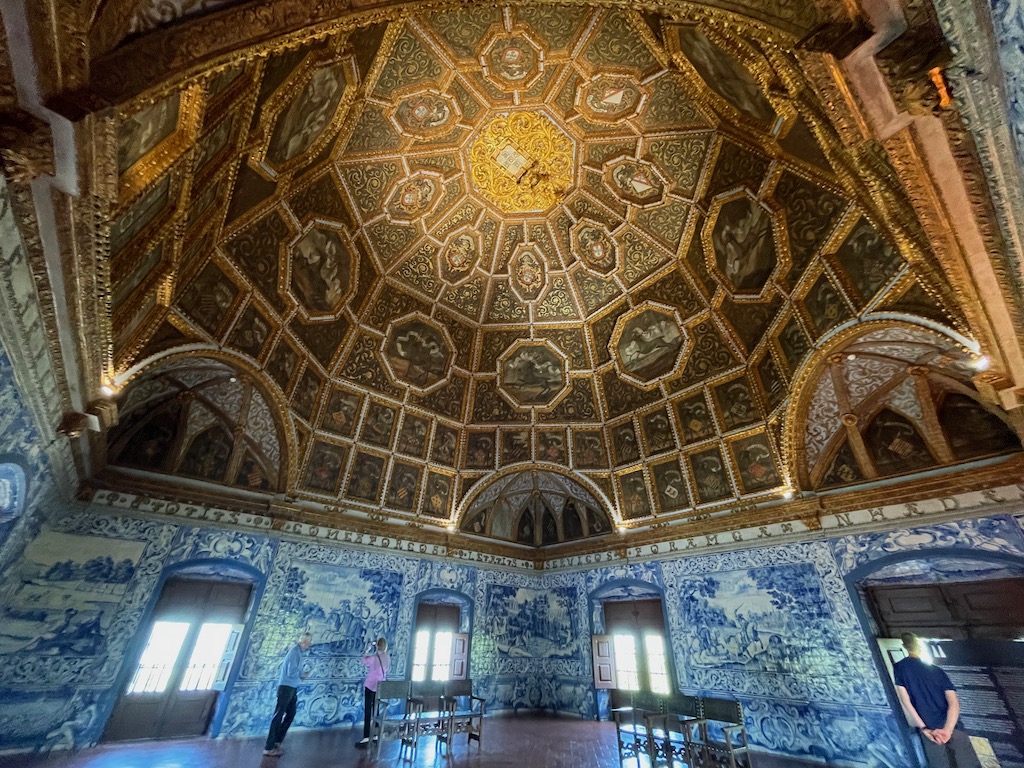 Palácio Nacional de Sintra: Visita detalhada e 20 destaques