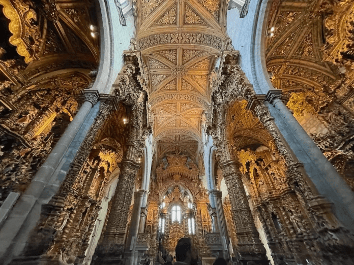 Portugal: Igreja de São Francisco no Porto e Catacumbas