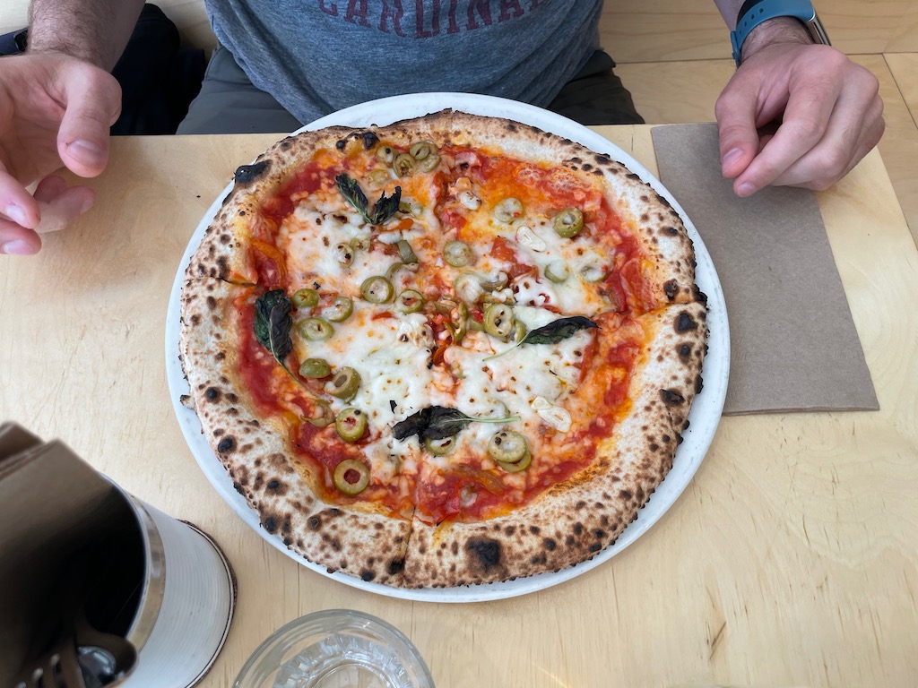Nina Pizza Napolitaine: deliciosas pizzas en la ciudad de Quebec